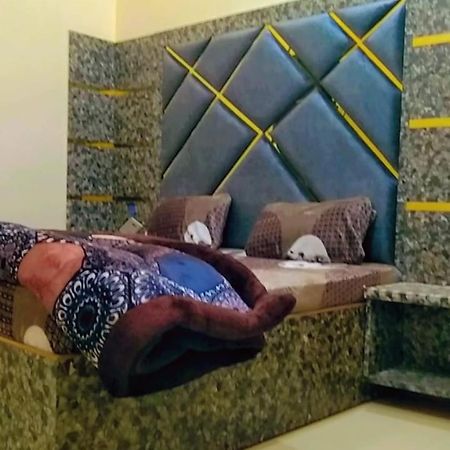 Hotel White Tulip Amritsar Esterno foto